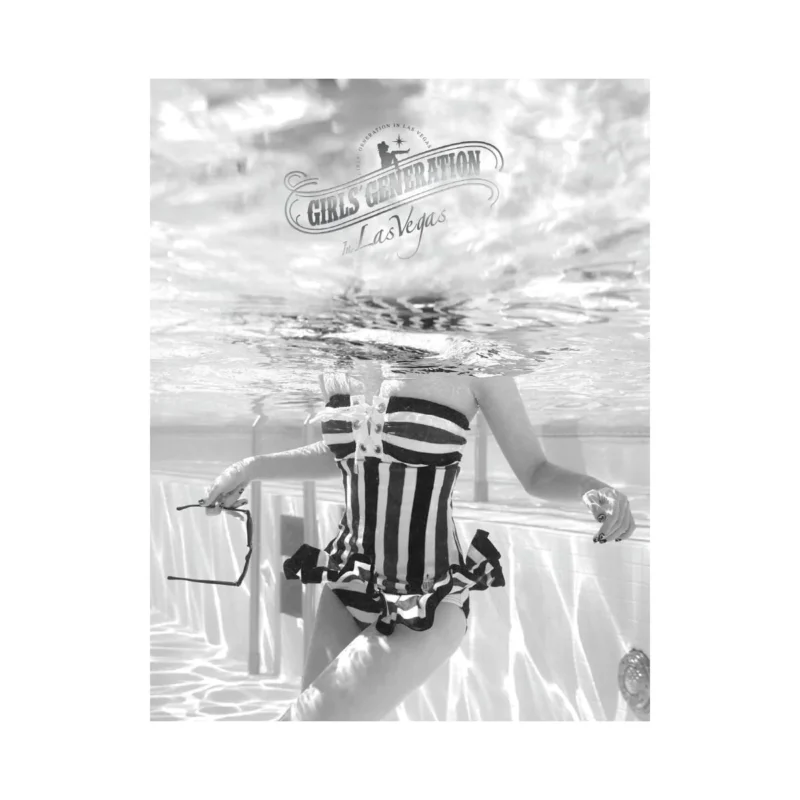 少女時代 (Girls' Generation) - In Las Vegas フォトブック (w/ Coster+Poster)