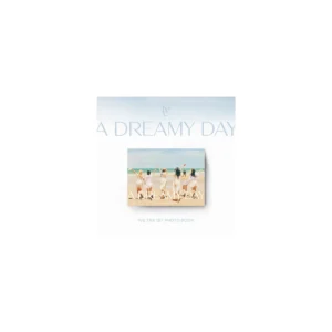 アイヴ (IVE) - 1st Photobook A DREAMY DAY (Package Damaged)