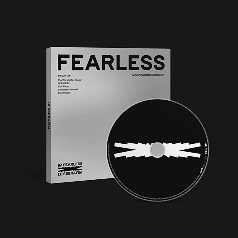 LE SSERAFIM (ル・セラフィム) - FEARLESS (Monochrome Bouquet バージョン) (1st ミニアルバム)