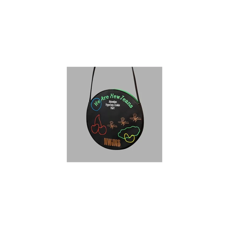 NewJeans (ニュージーンズ) - 1st EP 'New Jeans' Bag (Black バージョン) (限定版)